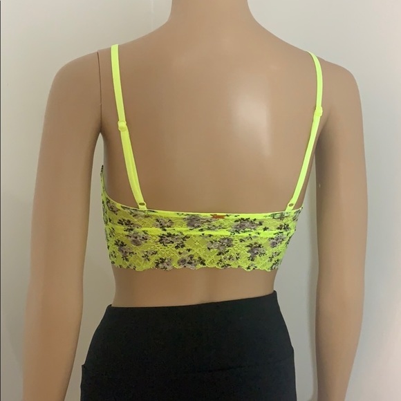 New VS Victoria’s Secret Pink Bright Floral Lace Bralette - Picture 3 of 13